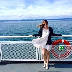 Meet your Posher, Dayna